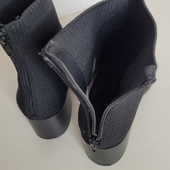 LifeStride Dreamy Women's Black Soft and Flexible Ankle Booties - Size 8 - Picture 8 of 13